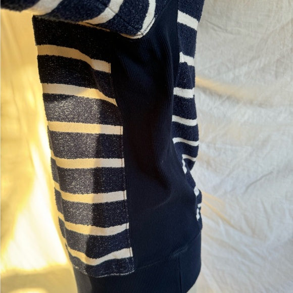 The Gigi ~ Blue and white striped T-shirt - Picture 4 of 10